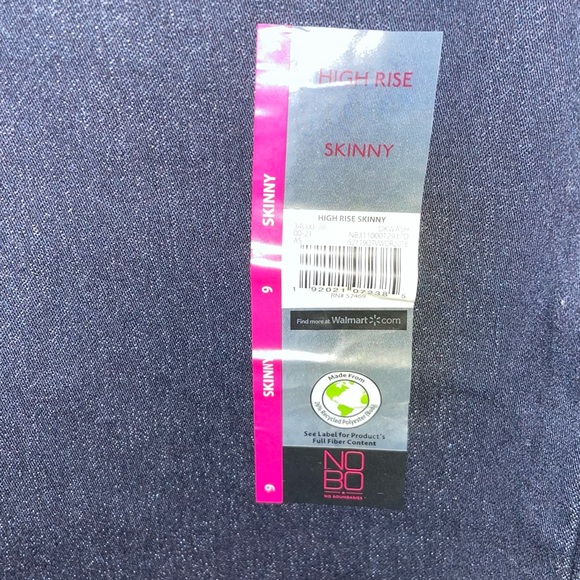 No Boundaries Jeans - Picture 7 of 8